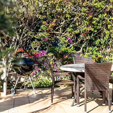 בית נופש In Mit Privatem Pool By Interhome