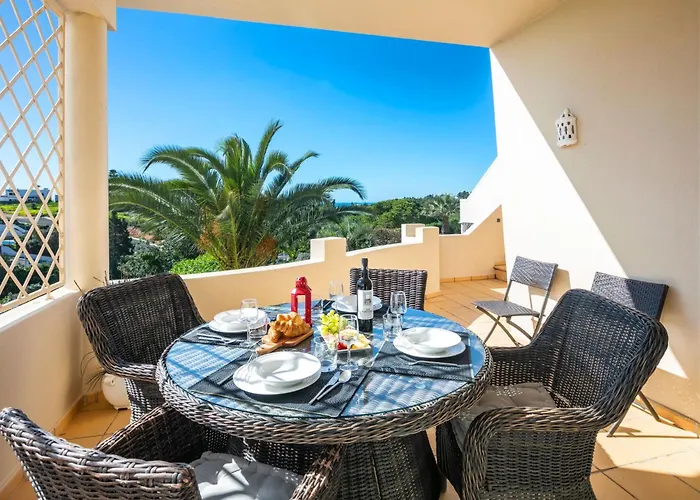 In Mit Privatem Pool By Interhome Carvoeiro (Lagoa)